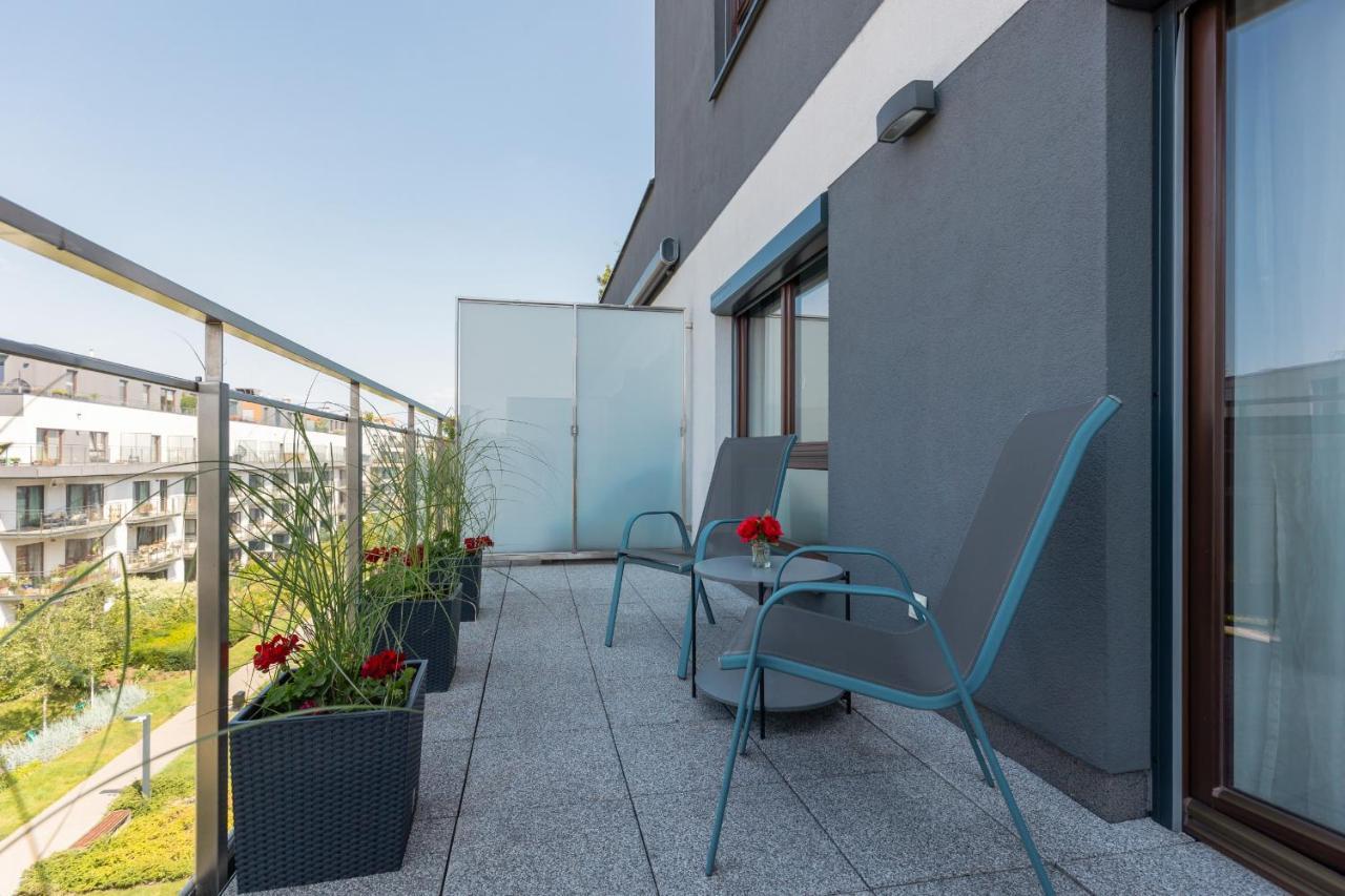 Sarmacka Apartment With Balcony Warsaw Wilanow By Noclegi Renters Extérieur photo