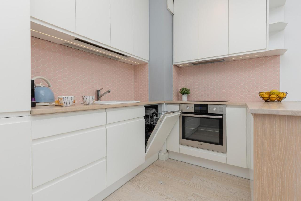 Sarmacka Apartment With Balcony Warsaw Wilanow By Noclegi Renters Extérieur photo