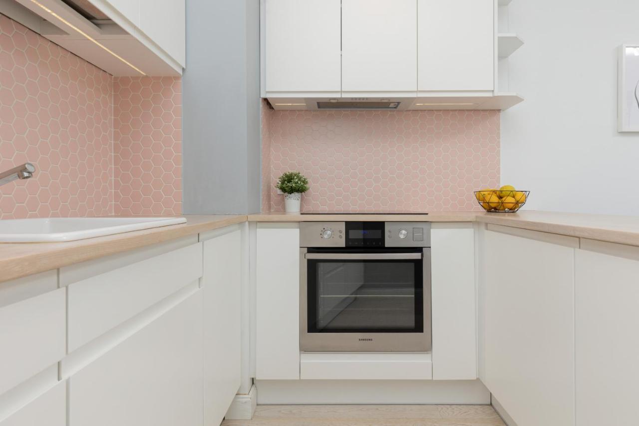 Sarmacka Apartment With Balcony Warsaw Wilanow By Noclegi Renters Extérieur photo